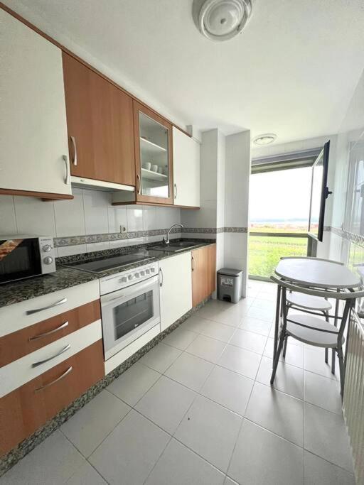 Baruhaus Piscina Y Parking Rianxo Apartment Rianjo ภายนอก รูปภาพ