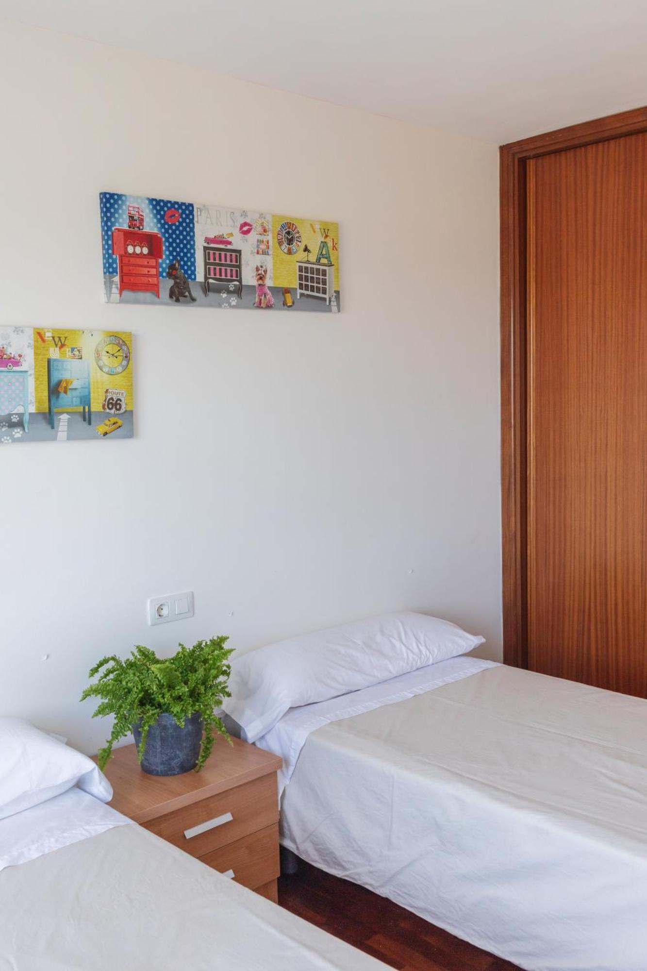 Baruhaus Piscina Y Parking Rianxo Apartment Rianjo ภายนอก รูปภาพ
