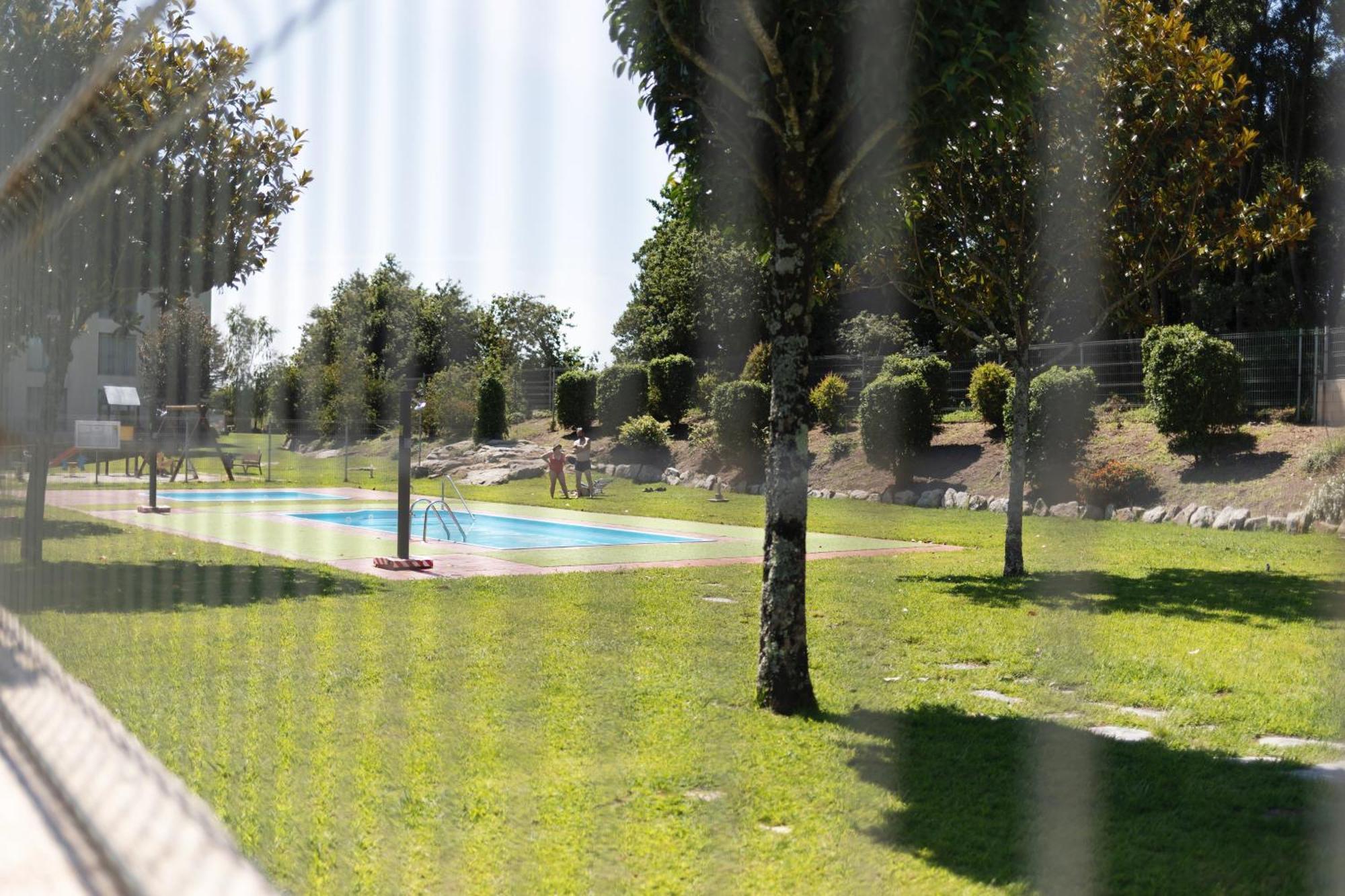 Baruhaus Piscina Y Parking Rianxo Apartment Rianjo ภายนอก รูปภาพ
